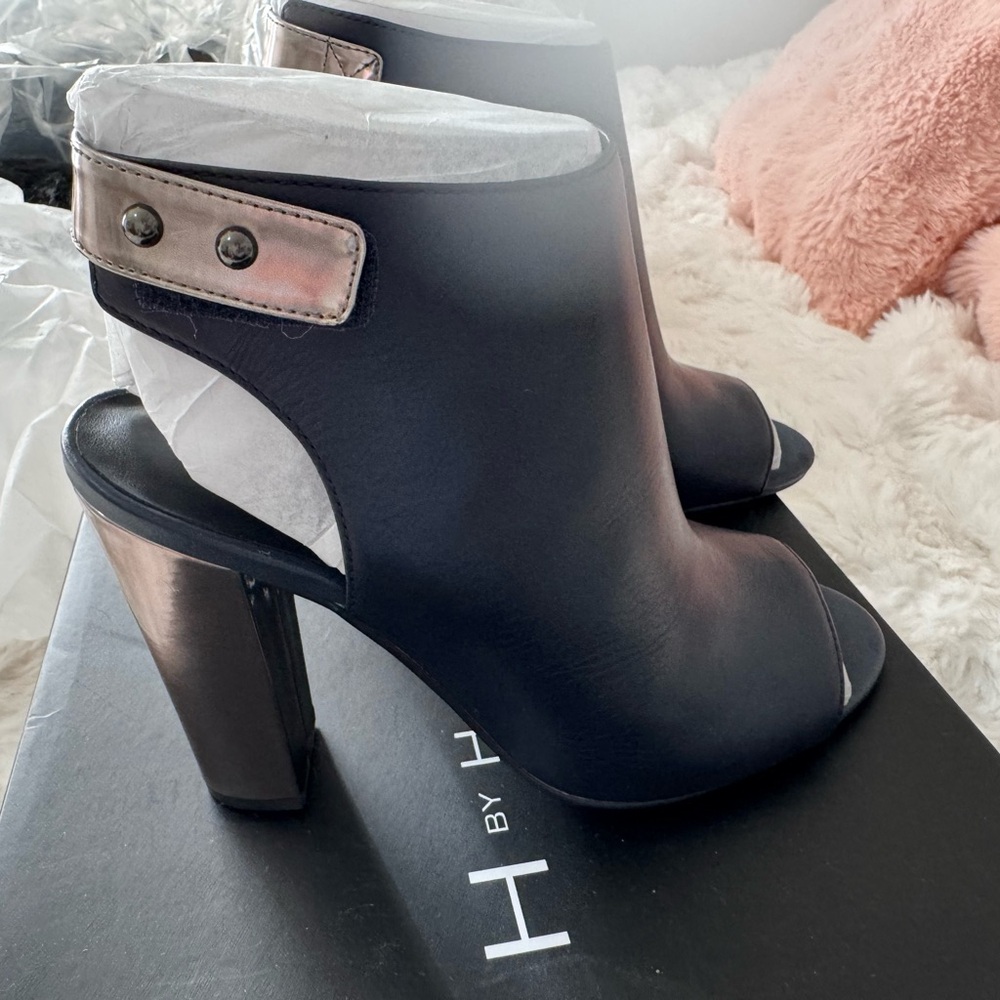 H by Halston Navy Peep-Toe Heels with Metallic Accents